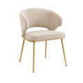 Chaise en velours beige avec dossier incurvé, accoudoirs et structure en acier doré, 58 x 57 x 78 cm